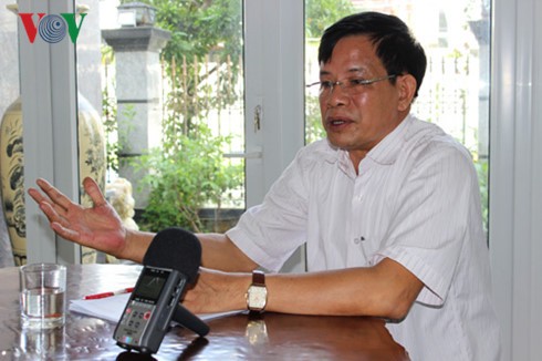Nguyên Bí thư Tỉnh ủy Hậu Giang Huỳnh Minh Chắc trả lời phỏng vấn của VOV