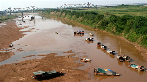 Sông Hồng đoạn qua Hà Nội