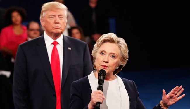 Cuộc tranh luận trực tiếp thứ hai giữa bà Hillary và ông Trump diễn ra sáng 10/10 theo giờ Việt Nam