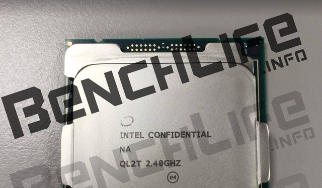 Hình ảnh lộ ra về CPU thử nghiệm cỡ lớn của Intel