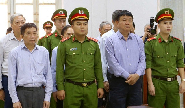 Ông Đinh La Thăng trong phiên xử sơ thẩm vụ án tại OceanBank. Ảnh: Dân trí