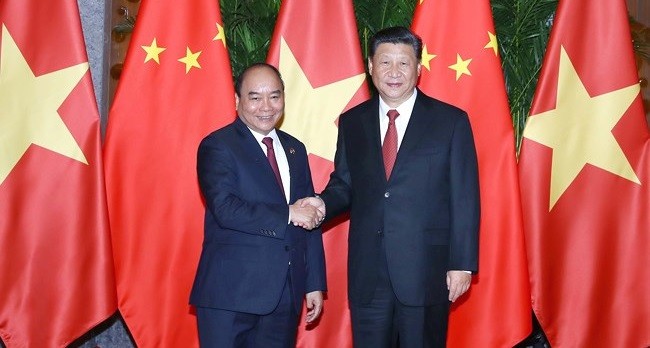 Thủ tướng Nguyễn Xuân Phúc và Tổng Bí thư, Chủ tịch Trung Quốc Tập Cận Bình. Ảnh: VGP