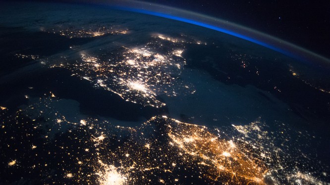 Hình ảnh Vương quốc Anh ban đêm được ghi lại từ trạm ISS. Nguồn: NASA