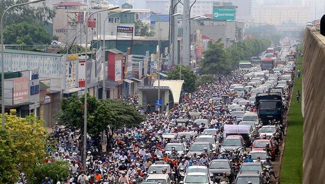 Cảnh tắc đường diễn ra ngày càng trầm trọng tại các đô thị lớn như Hà Nội