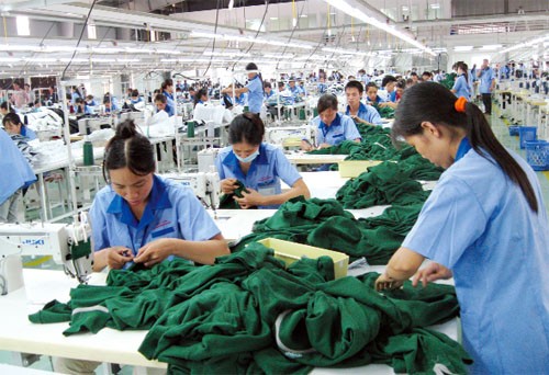 Lương ngành dệt may mặc dù đã tăng nhưng vẫn thấp hơn nhiều nước khác.