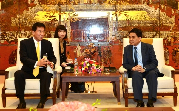 Chủ tịch UBND TP Nguyễn Đức Chung tiếp Đại sứ đặc biệt Nhật - Việt (Ảnh: Hanoi.gov.vn)