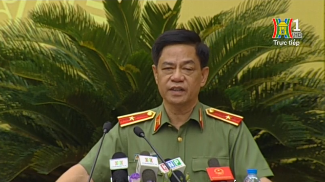 Thiếu tướng Đoàn Duy Khương, Giám đốc Công an TP. Hà Nội thông tin tại phiên chất vấn HĐND vào sáng nay (5/7).