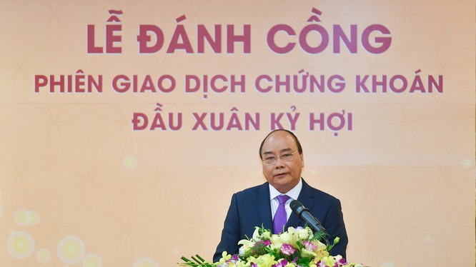 Thủ tướng Nguyễn Xuân Phúc phát biểu tại lễ khai trương hoạt động giao dịch chứng khoán đầu Xuân 2019. Ảnh: VGP/Quang Hiếu.