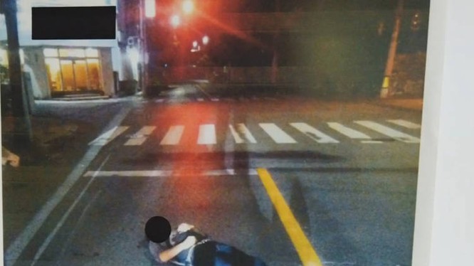 Người dân tại tỉnh Okinawa, Nhật bản thi nhau ra đường ngủ vào ban đêm (Ảnh: OC)