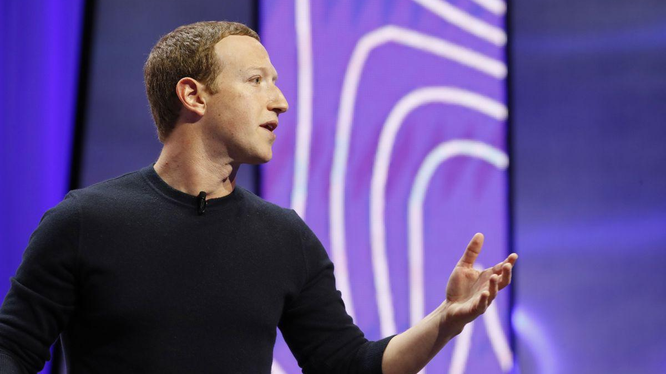 Tài sản Mark Zuckerberg bốc hơi 71 tỉ USD vì vũ trụ ảo - Ảnh: Bloomberg