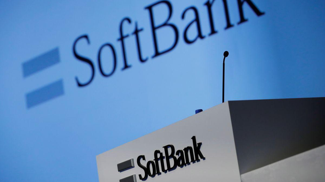 SoftBank dự tính cắt giảm 30% nhân sự tại Vision Fund (Ảnh: Bloomberg)