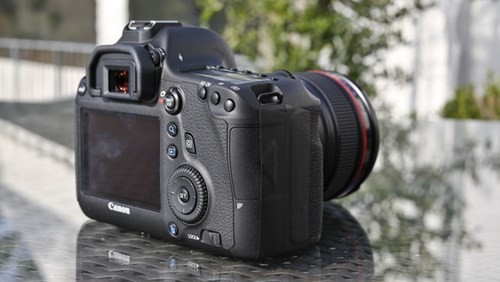 Canon EOS 6D Mark II ra mắt trong tháng 2/2017