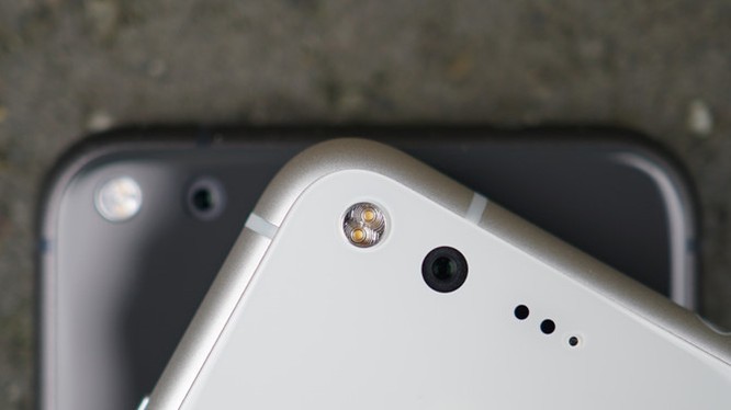 Google xác nhận lỗi flare trên camera của flagship Pixel