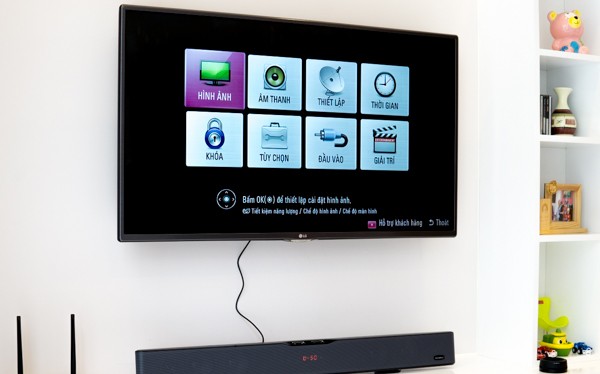 Soundmax Soundbar SB-217 thích hợp cả với những không gian giải trí hiện đại.