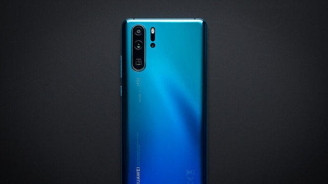 Huawei P30 Pro. Ảnh: Phone Arena