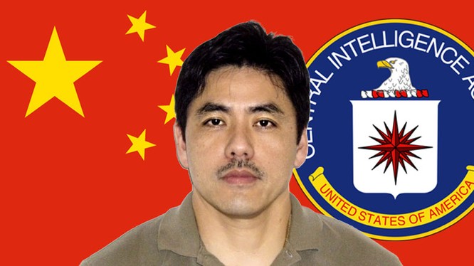Lý Xuân Thành (Jerry Chun Shing Lee), cựu nhân viên CIA hôm 1.5 đã nhận tội làm gián điệp cho Trung Quốc trước tòa
