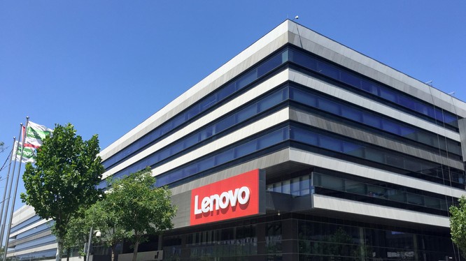 Lenovo đang hứng chịu búa rìu dư luận ở Trung Quốc vì những phát biểu của ông Hoàng Vĩ Minh, CFO của tập đoàn
