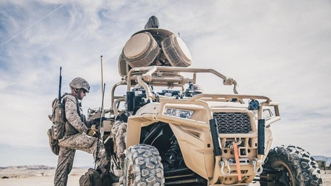 Thiết bị gây nhiễu điện tử trên tàu USS Boxer được cho là đã phá hủy chiếc máy bay không người lái của Iran 
