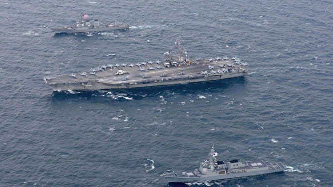 Cụm tàu sân bay USS Ronald Reagan vào Biển Đông trong thời điểm nhạy cảm