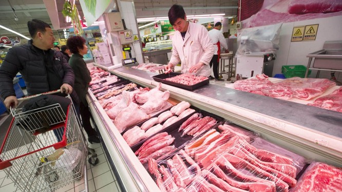 Dịch tả lợn châu Phi và thương chiến Trung - Mỹ đã khiến giá thịt lợn ở Trung Quốc trở nên đắt khủng khiếp