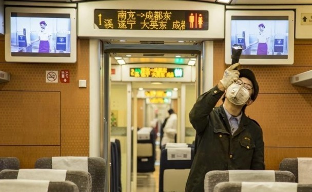 Hoạt động vận tải hành khách ở Trung Quốc đang dần được khôi phục (Ảnh: Đông Phương).