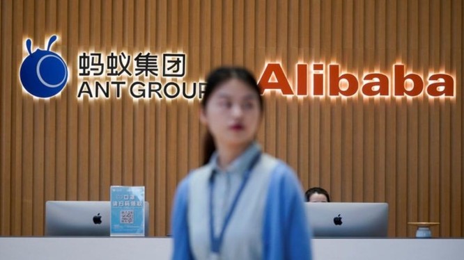 Việc cổ phiếu của Ant bị hoãn IPO trên sàn Thượng Hải và Hồng Kông đã gây thiệt hại lớn cho cả Ant Group, Alibaba lẫn ông Mã Vân (Ảnh: Reuters).
