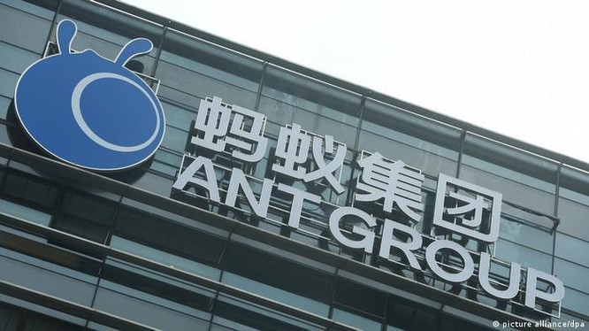 Có tin chính phủ Trung Quốc se kết thúc 2 năm quản chế Ant Group với việc phạt tiền hơn tỷ USD (Ảnh: Deutsche Welle).