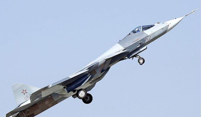Các nước NATO mất ăn mất ngủ về tiêm kích tàng hình Su-57 của Nga (Ảnh: AIF)