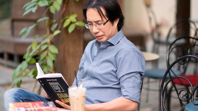 Nhà báo Trương Anh Ngọc (ảnh: báo Lao động)
