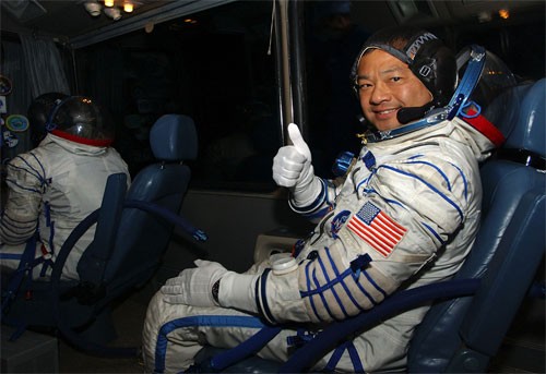Phi hành gia Leroy Chiao (Ảnh: NASA)