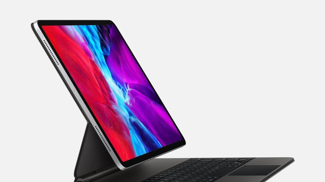 Để tiết kiệm pin, Apple đã bỏ đi nhiều phím chức năng trên bàn phím iPad. Ảnh: PhoneArena