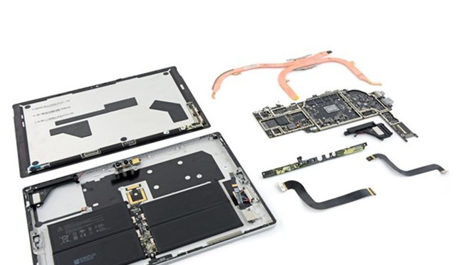 Đừng tự ý tháo rời Surface Pro và Surface Laptop bởi cả Surface Laptop và Surface Pro đều có thiết kế rất khó sửa chữa.