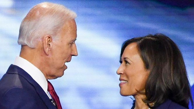 Truyền thông Mỹ gọi lựa chọn Thượng nghị sĩ Kamala Harris liên danh tranh cử của ông Joe Biden là "lựa chọn lịch sử" ( Ảnh: Getty)