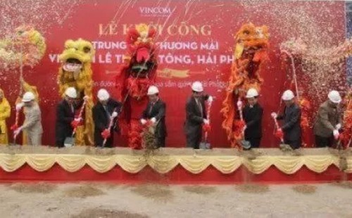 Đầu năm 2015, Vingroup cũng đã khởi công Dự án TTTM Vincom Lê Thánh Tông - Hải Phòng đặt tại số 4 - 5 - 7, đường Lê Thánh Tông, quận Ngô Quyền