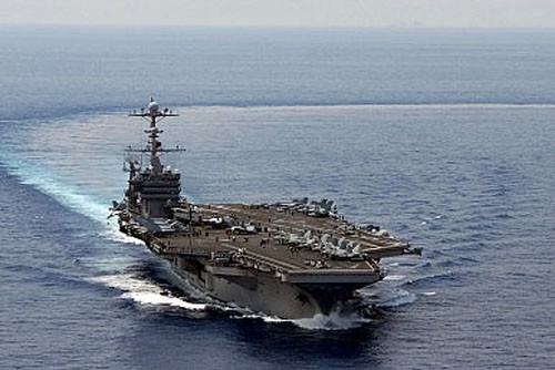 Tàu sân bay USS George Washington lớp Nimizt hiện diện ở Biển Đông. Ảnh: US Navy