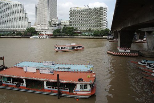 Bến tàu Sathorn, hiện trường vụ nổ bom thứ hai ở Bangkok. Ảnh: Alamy
