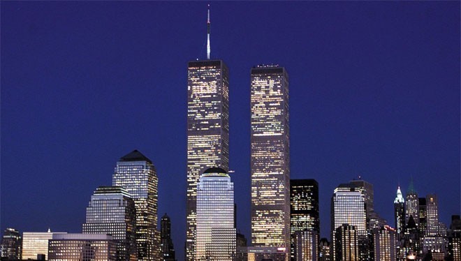 Tòa tháp đôi Trung tâm Thương mại Thế giới (WTC) được xem là một biểu tượng của thành phố New York trong suốt nhiều thập kỷ. 