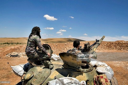 Games over: Lực lượng Tigers và Hezbollah cắt đường tiếp vận của IS vào Palmyra