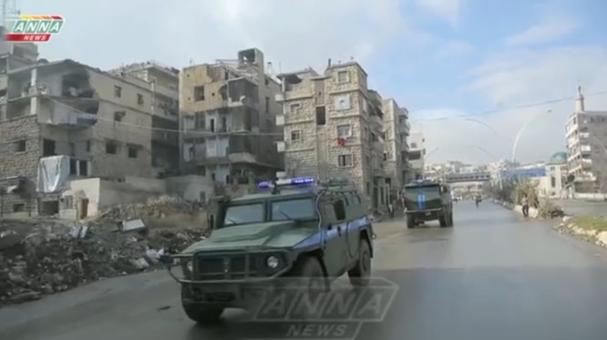Đơn vị quân cảnh Nga trên đường thực hiện nhiệm vụ ở Aleppo