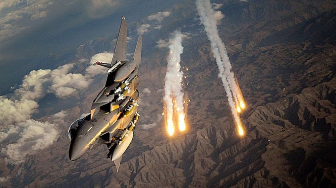 Không quân Mỹ không kích IS (ảnh minh họa)
