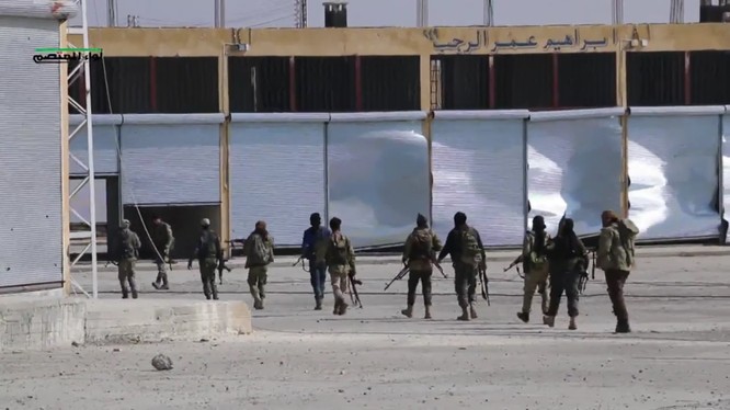 Lực lượng chiến binh FSA tấn công vào thành phố Al-Bab
