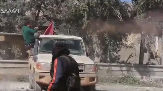 Các chiến binh Hồi giáo cực đoan FSA tiến vào thành phố Al-Bab
