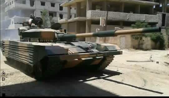 Xe tăng cải tiến T-72 của quân đội Syria