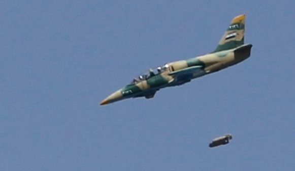 Không quân Syria không kích trên chiến trường 