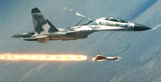 Máy bay chiến đấu Nga sử dụng tên lửa không đối đất