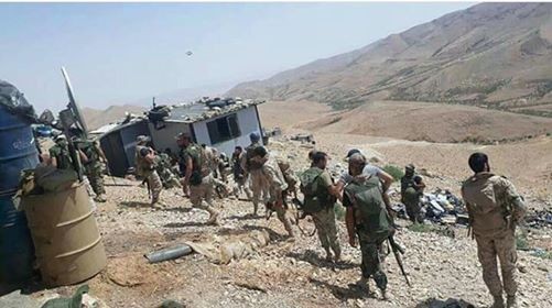 Binh sĩ lực lượng Hezbollah trên vùng biên giới Syria - Lebanon