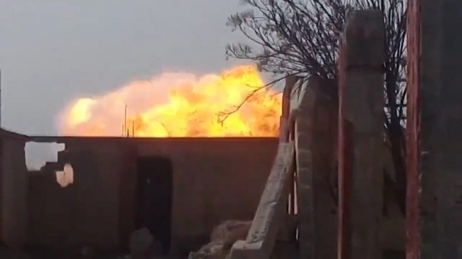 Xe quét mìn UR -- 77 dọn đường cho cuộc tấn công của quân đội Syria - ảnh minh họa video