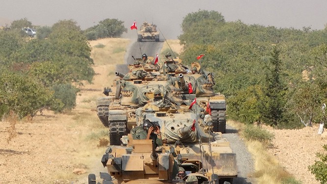 Đoàn xe tăng của lực lượng quân sự Thổ Nhĩ Kỳ - ảnh minh họa South Front