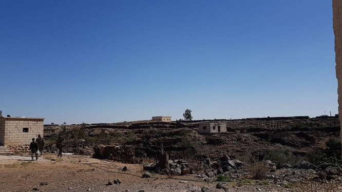 Binh sĩ quân đội Syria giải phóng một làng ở Sweida. Ảnh minh họa South Front