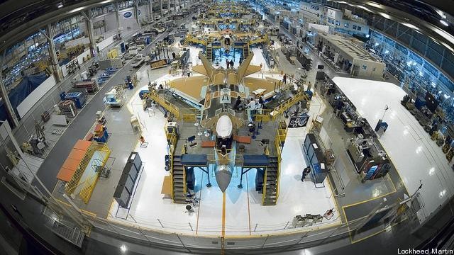 Nhà máy lắp ráp máy bay F-22 Raptor của tập đoàn Lockheed Martin.